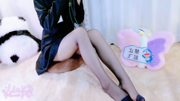 兰兰小苍Freesia【调月莉音】超级宠溺的黑丝大姐姐~暖暖吹气+小腿摩擦+足音按摩~