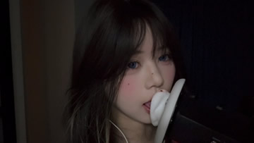 啵啵眠眠 限定甜耳 耳朵上沾满了口红