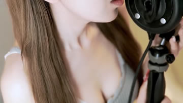 秋水充电助眠 成熟姐姐近距离