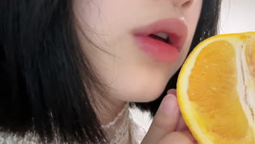 Nana困薯 舔橙