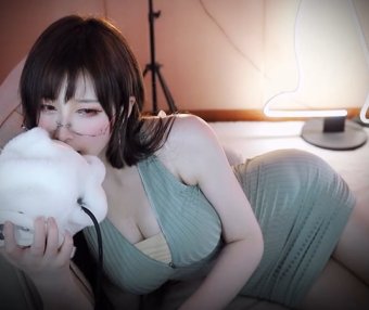 雨教皇付费asmr 掏+舔+摩擦