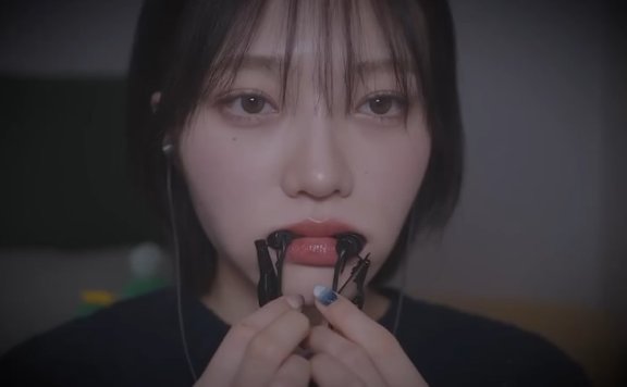 송나른 Nareun ASMR 牙齿里的麦克风