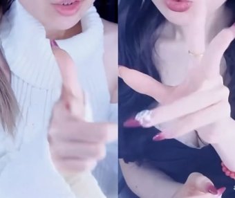 aki秋水充电视频 姐妹双人揉耳孔雀鱼~你更喜欢哪个？