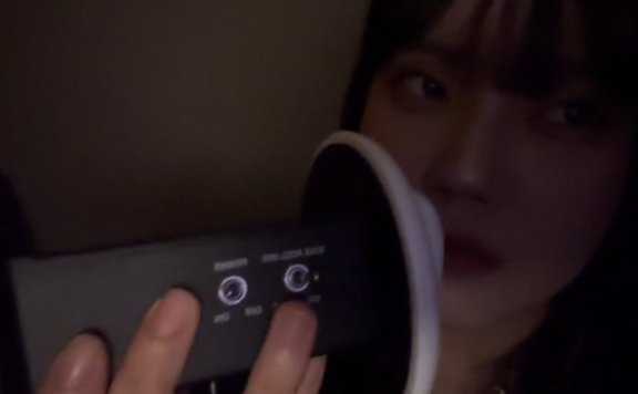 유딩YD ASMR 女友甜蜜的亲吻