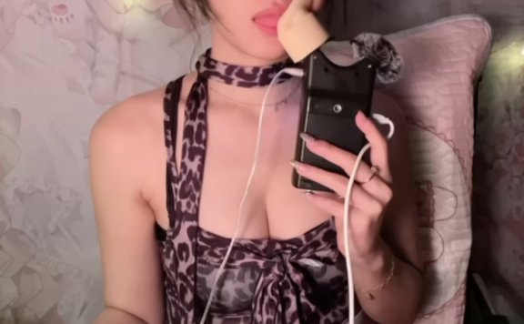 欣崽奶盖 双管齐下