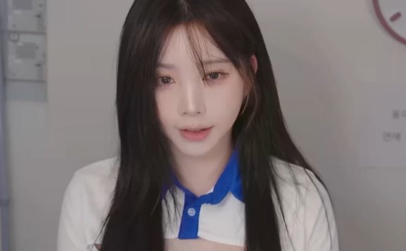 yoonying 打扫房间时的卿卿我我