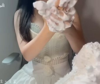 一盒土豆酱 乖乖来洗头啦