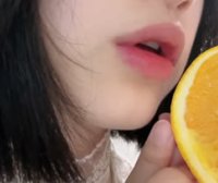 Nana困薯 舔橙
